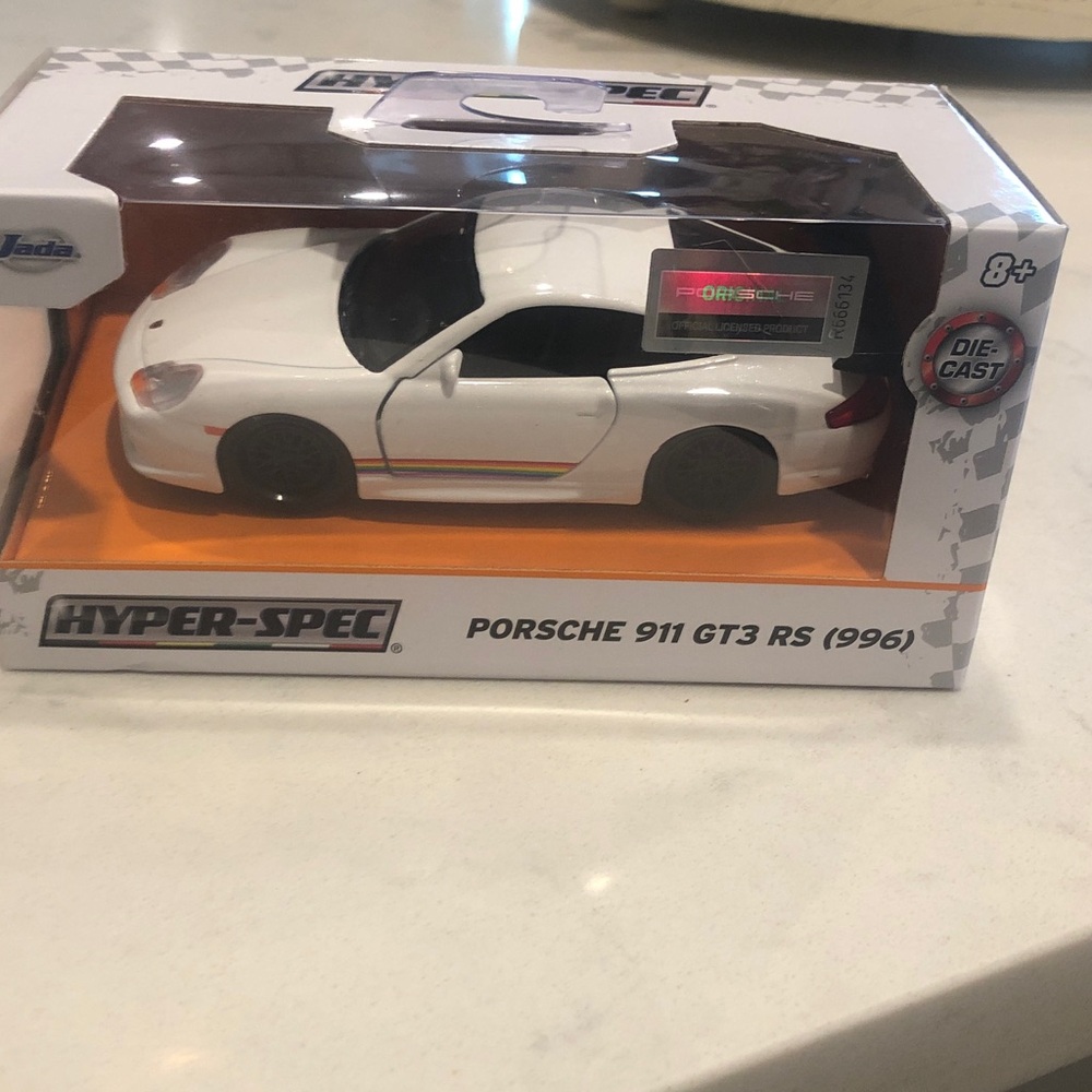 Jada Hyper-Spec Porsche 911 GT3 RS (996) Die-Cast Model - White